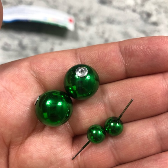 BRAND NEW DOUBLE PEARL EARRINGS - Picture 4 of 4